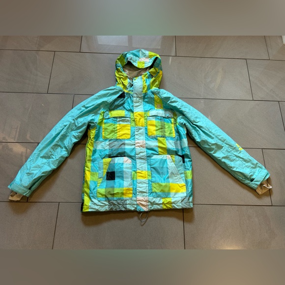 Men’s DC Winter Jacket - Size XS (fits kinda big in my opinion) - Picture 3 of 11